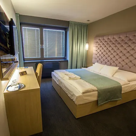 Onyx Luxury Aparthotel Sarvar Exterior photo