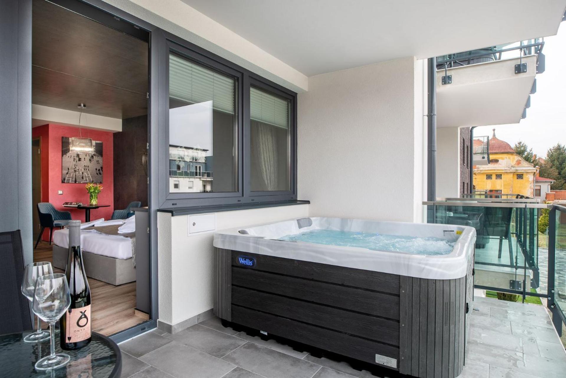 Onyx Luxury 4*