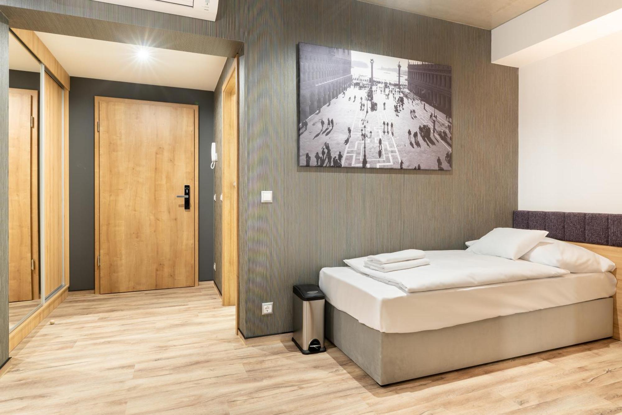 Onyx Luxury Aparthotel 4*
